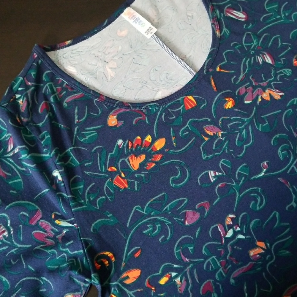 LuLaRoe XL Perfect T
